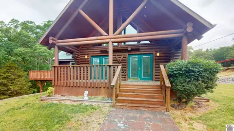 Exterior - 88 Lynnhurst Dr, Murray, KY 42071 photo 1 of 3
