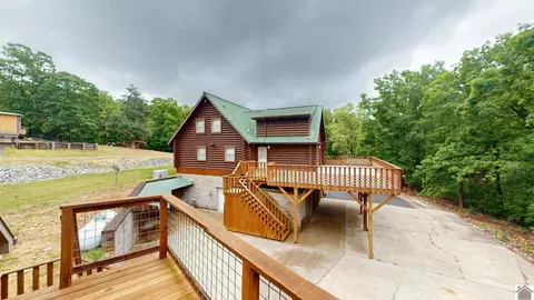 Exterior - 88 Lynnhurst Dr, Murray, KY 42071 photo 3 of 3