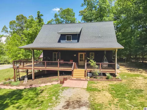 629 Serenity Shores Dr, Benton, KY 42025