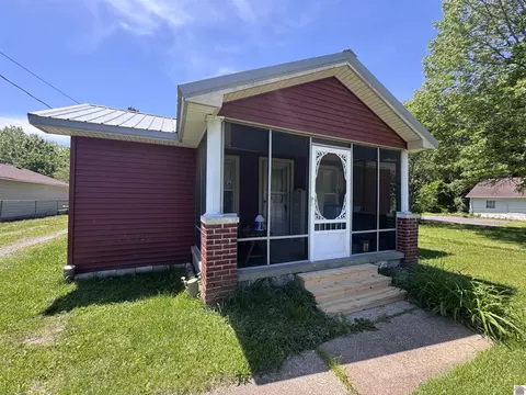 Exterior - 2145 Dixie Ave, Paducah, KY 42003 photo 2 of 5