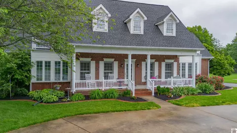 6429 Stinespring Dr, Paducah, KY 42001