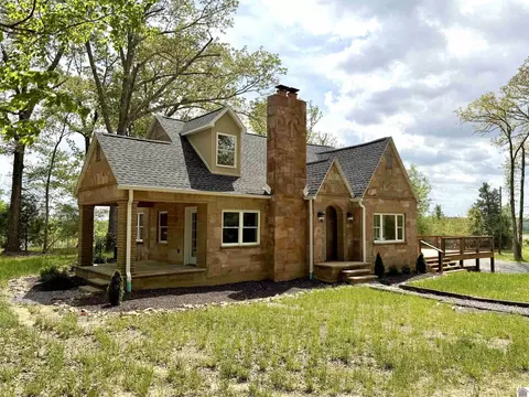 2529 Canton Rd, Cadiz, KY 42211