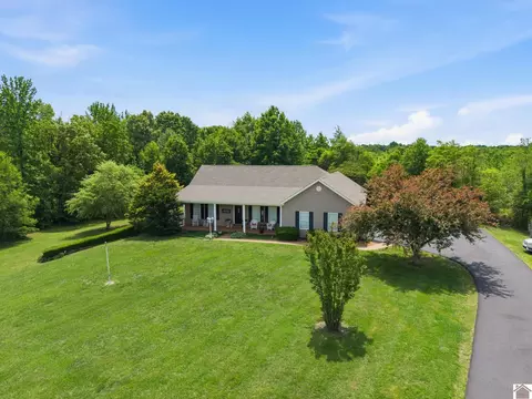 2643 State Route 93 N, Kuttawa, KY 42055