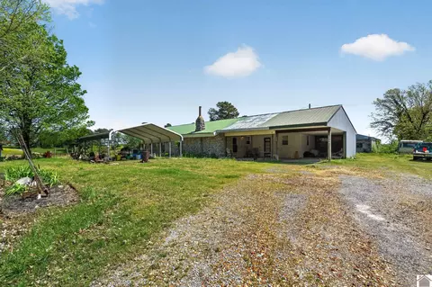 1549 Golo Rd, Mayfield, KY 42066