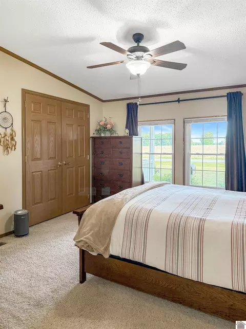 5472 Ste Rte 94e, Murray, KY 42071 photo 8
