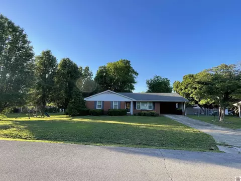 303 Crume St, Clinton, KY 42031