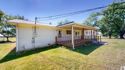 Exterior - 760 State Route 83, Mayfield, KY 42066 photo 3 of 6