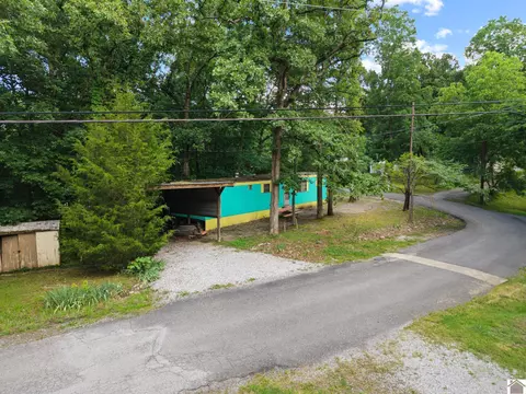 184 Hill Top Dr, Grand Rivers, KY 42045