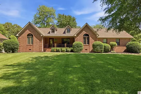 131 Matthew Dr, Paducah, KY 42001