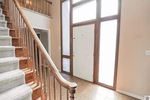 Entry Way - 329 Carson Way, Paducah, KY 42003 photo 1 of 2