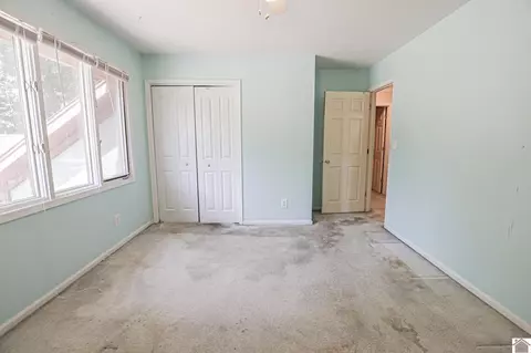 Bedroom - 329 Carson Way, Paducah, KY 42003 photo 5 of 8