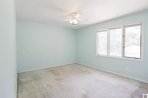 Bedroom - 329 Carson Way, Paducah, KY 42003 photo 6 of 8