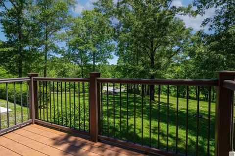Exterior - 1091 Deepwood Dr, Murray, KY 42071 photo 2 of 13