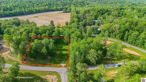 000 Fern Creek Ln #LOT 13, Benton, KY 42025