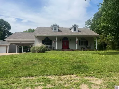 539 E Clay St, Clinton, KY 42031