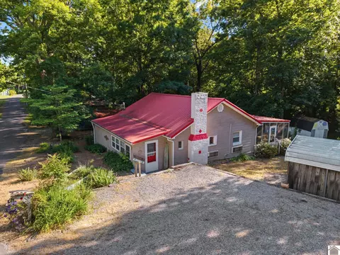 124 Sage Ln, Benton, KY 42025