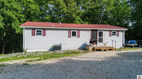 289 Axel Creek Rd, Marion, KY 42064