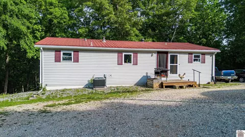 289 Axel Creek Rd, Marion, KY 42064