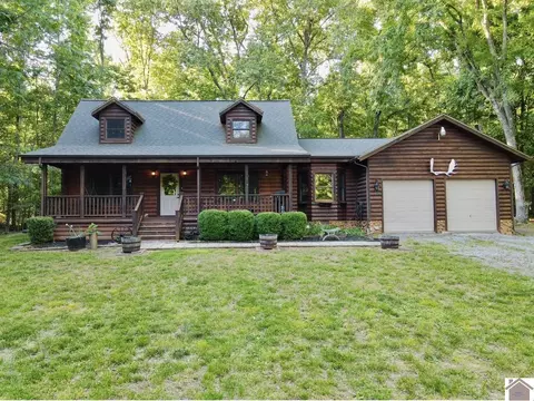 120 Holiday Way, Cadiz, KY 42211