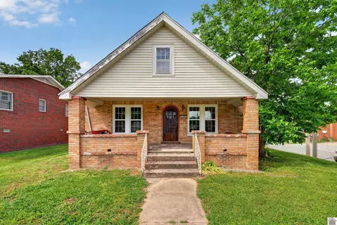 200 W 12th St, Benton, KY 42025