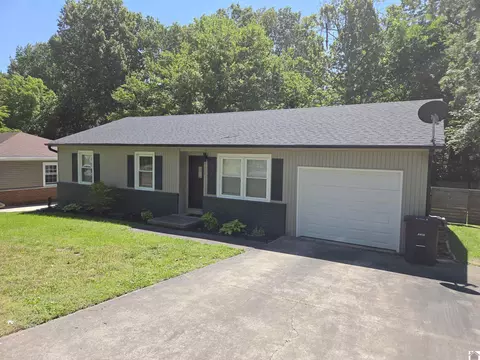 3624 Alameda Dr, Paducah, KY 42001