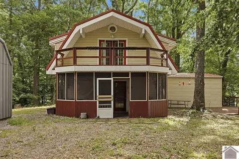 450 Navigator Dr, Murray, KY 42071