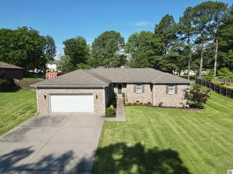 1351 S Friendship Rd, Paducah, KY 42001