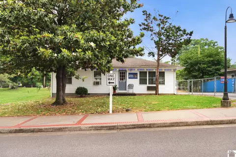 123 Payne St, Grand Rivers, KY 42045