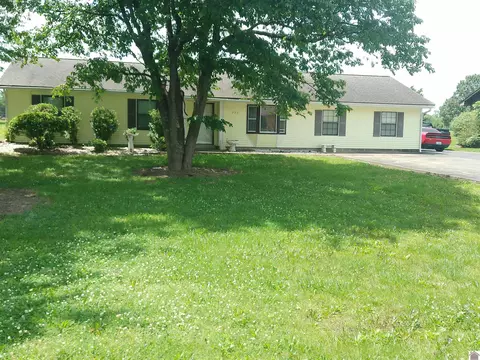 225 Wilton Cr, Paducah, KY 42003