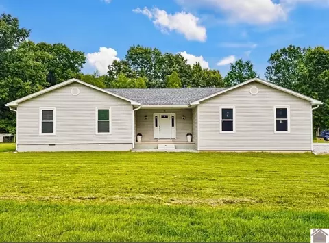 3960 Husband Rd, Paducah, KY 42003