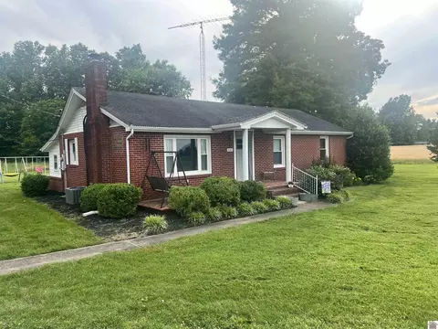 5483 S State Rt 121, Murray, KY 42071