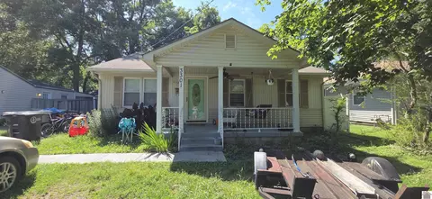 3301 Schneidman, Paducah, KY 42003