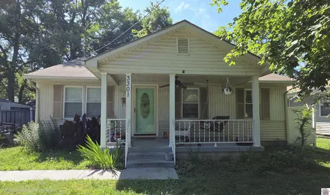 3301 Schneidman, Paducah, KY 42003