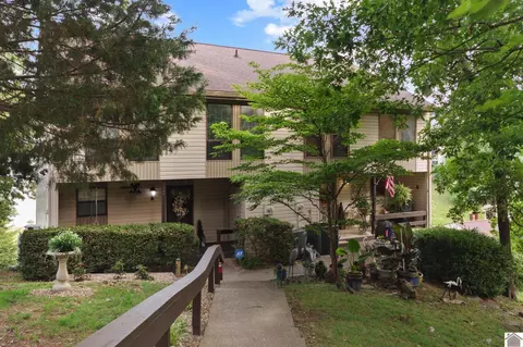 328 Champion Hills Rd UNIT 17B, Kuttawa, KY 42055