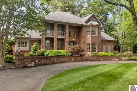 1500 Spring Hill Ct, Murray, KY 42071