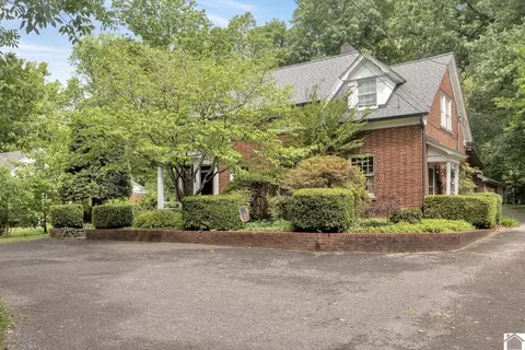 1106 Poplar St, Murray, KY 42071