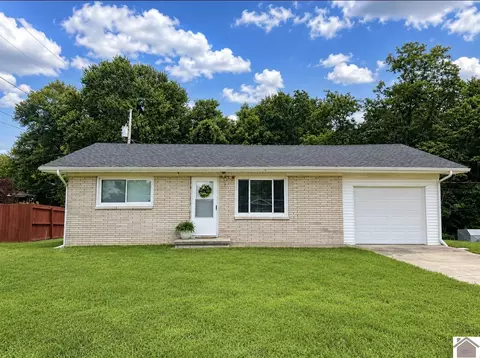 38 Orchard Dr, Clinton, KY 42031