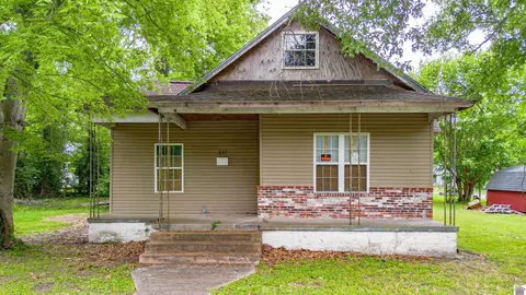 624 Husbands St, Paducah, KY 42003