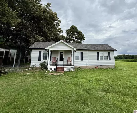 14 Maddox Ln, Murray, KY 42071