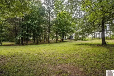 6974 Aurora Hwy, Benton, KY 42025