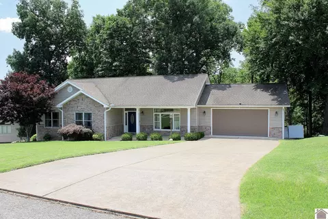 267 Sun Hill Cir, Cadiz, KY 42211