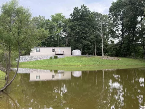 13 Wells Ln, Gilbertsville, KY 42044