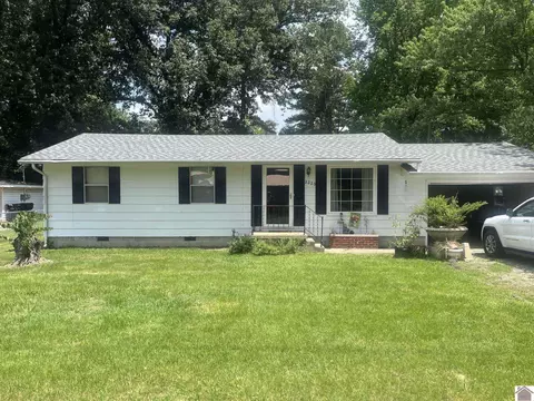 2220 W Hovekamp Rd, Paducah, KY 42003