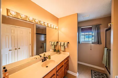 Bath - 600 E Blanks Rd, Wickliffe, KY 42087 photo 1 of 4