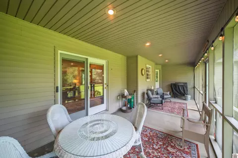 Exterior - 600 E Blanks Rd, Wickliffe, KY 42087 photo 3 of 7