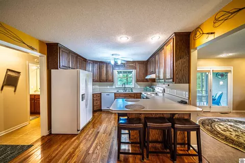 Kitchen - 600 E Blanks Rd, Wickliffe, KY 42087 photo 1 of 2