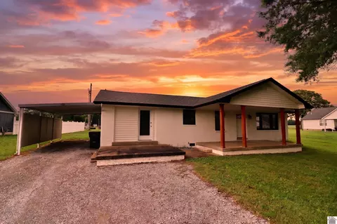 2614 State Route 121 S, Murray, KY 42071