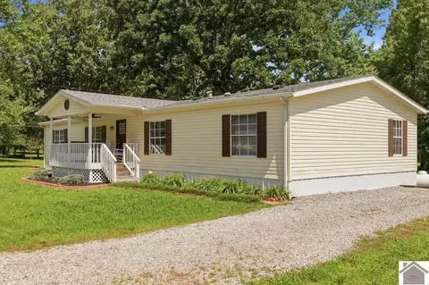 18 Kenwood Cir, Murray, KY 42071