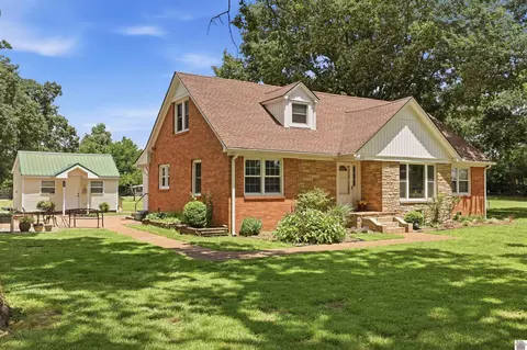 332 Jones Sparkman Rd, Murray, KY 42071