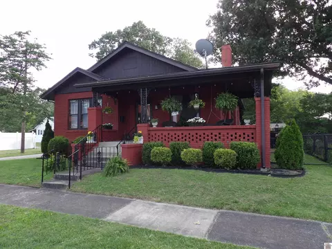 307 S 25th St, Paducah, KY 42003